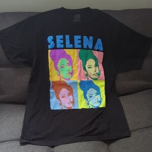Selena Graphic Black Tee - Short Sleeve